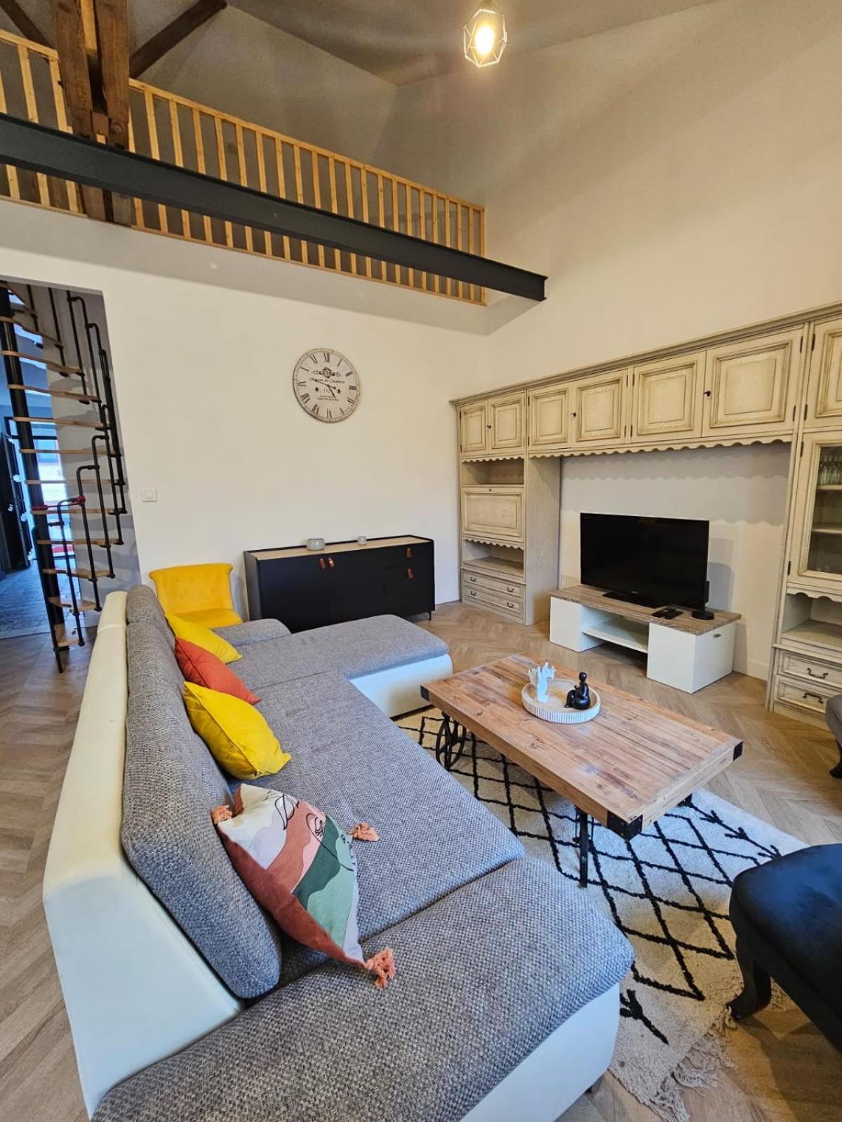 Holiday home Maison Atypique Coeur De 9 Couchages